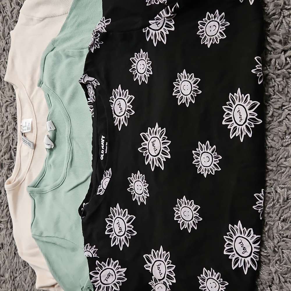 Girls tshirts